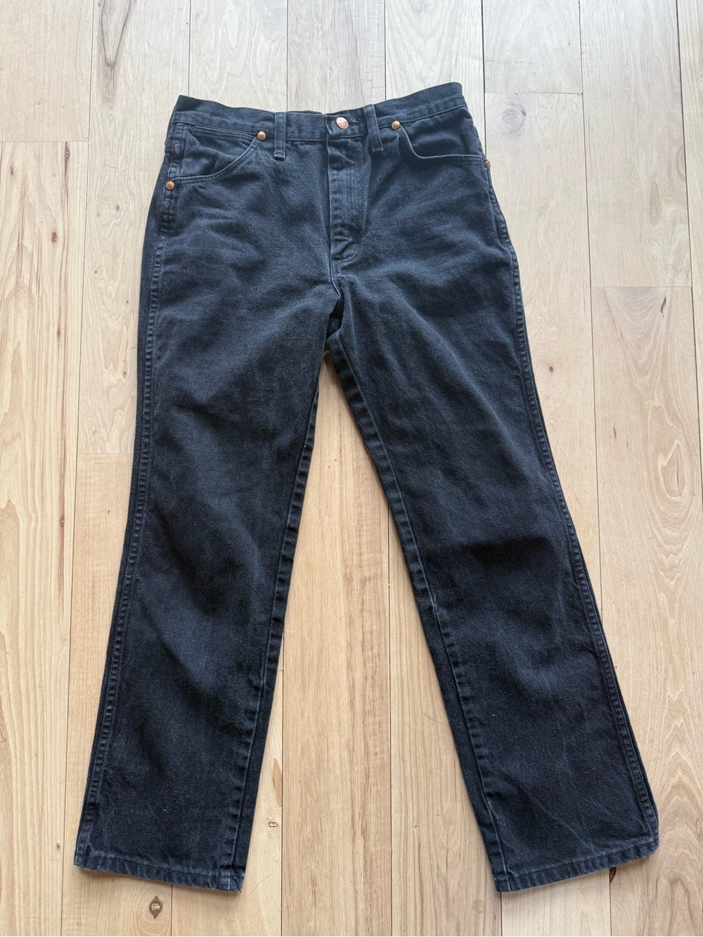 Vintage Wrangler Black Jeans with Tan Leather Patch and Copper Rivets - Picture 3 of 6